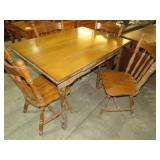 SOLID WOOD DINNETTE TABLE