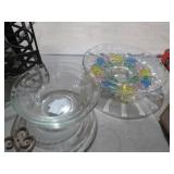 COLLECTION OF CLEAR GLASS SERVING BOWLS