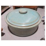 VINTAGE USA CROCK CASEROLE