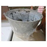 GALVANIZED BUCKET