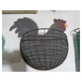 WALL HANGING CHICKEN BASKET