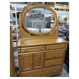 KINCAID OAK 5DW & 2DR DRESSER WITH OVAL MIRROR