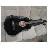 NICE VIZCAYA GUITAR WITH SOFT CASE