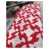 ANTIQUE DRUNKARDS PATH QUILT