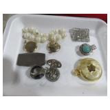 COLLECTION OF VINTAGE ESTATE JEWELRY AND MISC