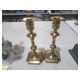 PAIR OF 10IN HEAVY BRASS CANDLESTICKS