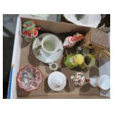 COLLECTION  OF VINTAGE MINITURES
