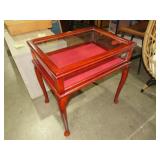 CHERRY QUEEN ANNE LEG LIFT TOP DISPLAY TABLE