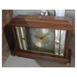 VINTAGE ANSONIA GOLD MEDALLION MANTLE CLOCK