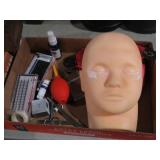 MANNEQUIN WITH EYE LASH KIT