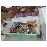 COLLECTION OF ESTATE JEWELRY