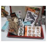 UNUSUAL HALLOWEEN COLLECTIBLES IN WOOD BOX