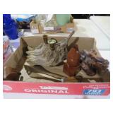 COLLECTION OF WOOD DECOR