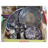 COLLECTION OF SILVERPLATE ITEMS