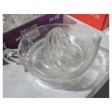 VINTAGE GLASS JUICER