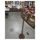 NICE FLOOR LAMP WITH GLASS SHADE