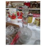 ORNATE DECANTER GLASS BOTTLE WITH STOPPER
