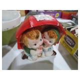 1970 LEFFON RAINY DAY CERAMIC COIN BANK