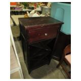 WOOD ONE DRAWER WINE CABINET