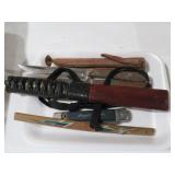 COLLECTION OF KNIVES