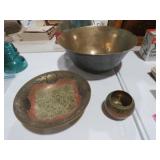 COLLECTION OF BRASS BOWLS