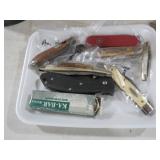 COLLECTION OF VINTAGE POCKET KNIVES