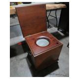 VTG WOOD LIFT TOP COMMODE