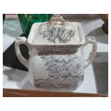 VINTAGE ENGLAND HANNOVER CONTAINER WITH LID