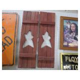 PAIR OF STAR SHUTTERS