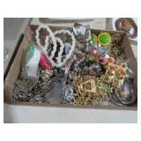 COLLECTION OF ESTATE JEWELRY