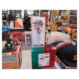 MICHEAL KING AND MICHEAL JORDAN BOBBLEHEAD FIGURE