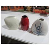 COLLECTION OF CERAMIC VASES