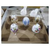 COLLECTION OF CERAMIC EGG TRINKET BOXES