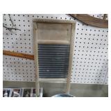 VINTAGE WOOD AND METAL WASHBOARD