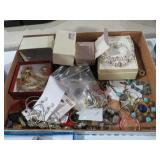 COLLECTION OF ESTATE JEWELRY