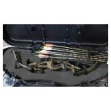 HOYT COMPOUND BOW HARD CASE QUIVER 6 ARROWS