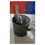 TIN MESS BOILER CUP W/MILITARY FIELD UTENSILS