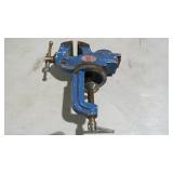 ANTIQUE TABLE MOUNTED VISE