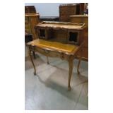 LADIES DESK QUEEN ANN LEG LEATHER INSERT