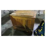 ANTIQUE LIFT TOP ICE BOX