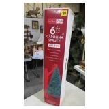 6 FT CAROLINA SPRUCE CHRISTMAS TREE NIB