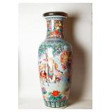 CHINESE COURT VASES