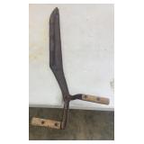 Hay cutter with exchangeable ble blades