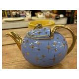 Vintage Hall teapot in the "Atomic Starburst
