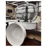 CorningWare French White 2-1/2-quart oval