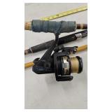 This item is a vintage Daiwa Graphite G1605X