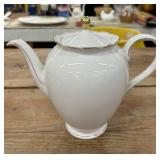 Vintage Seltmann Weiden Bavaria Teapot Bareuther
