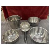 5 pc.Stainless steel pots and mixing bowls.