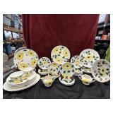 43pc. vintage Blue Ridge Southern Potteries