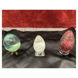 vintage egg-shaped clear art glass paperweight